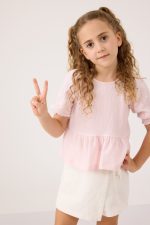 ⁦חולצה עם תחרה⁩ – תמונה ⁦3⁩