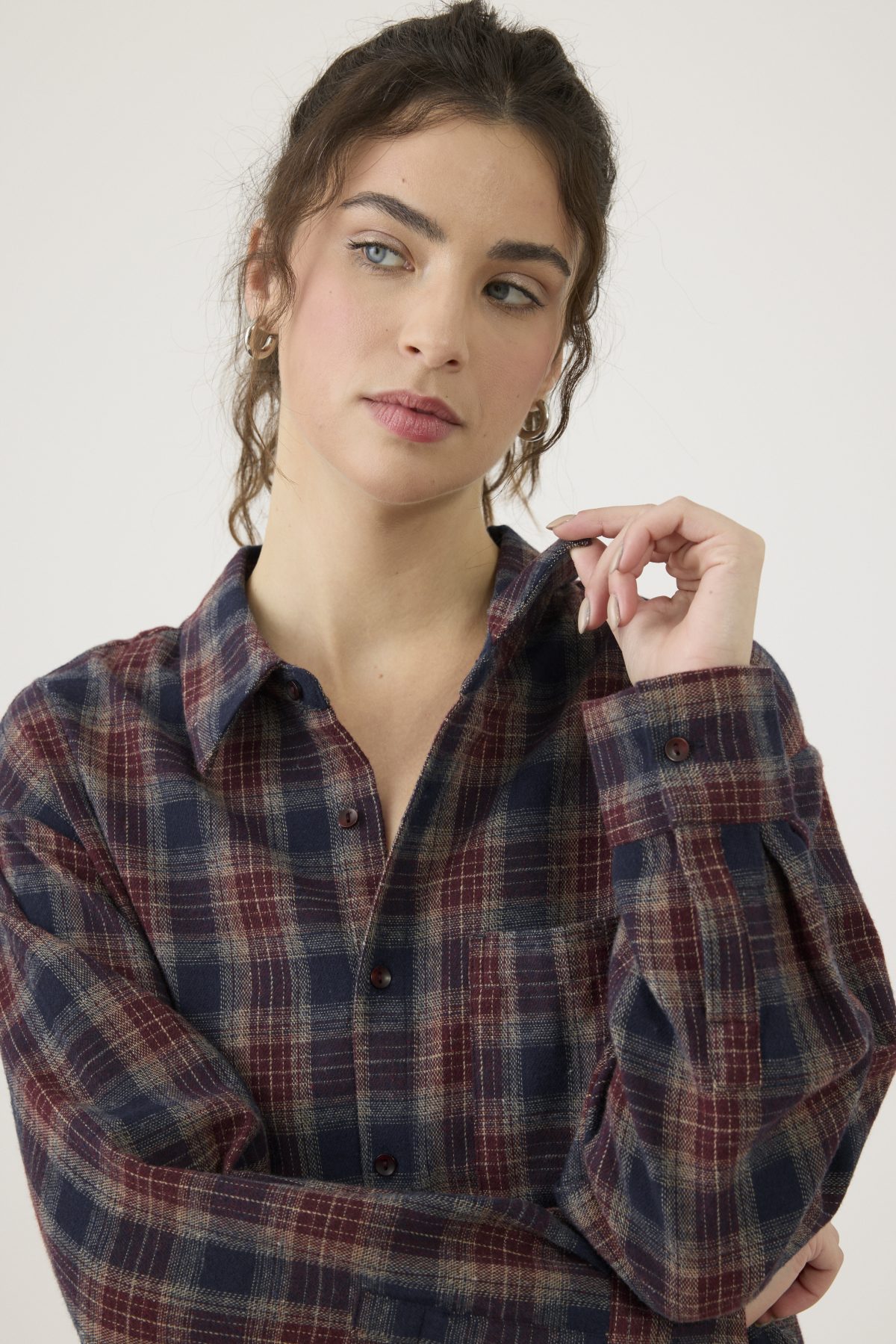 ⁦מכופתרת משבצות⁩ – תמונה ⁦6⁩