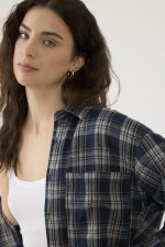 ⁦מכופתרת משבצות⁩ – תמונה ⁦3⁩