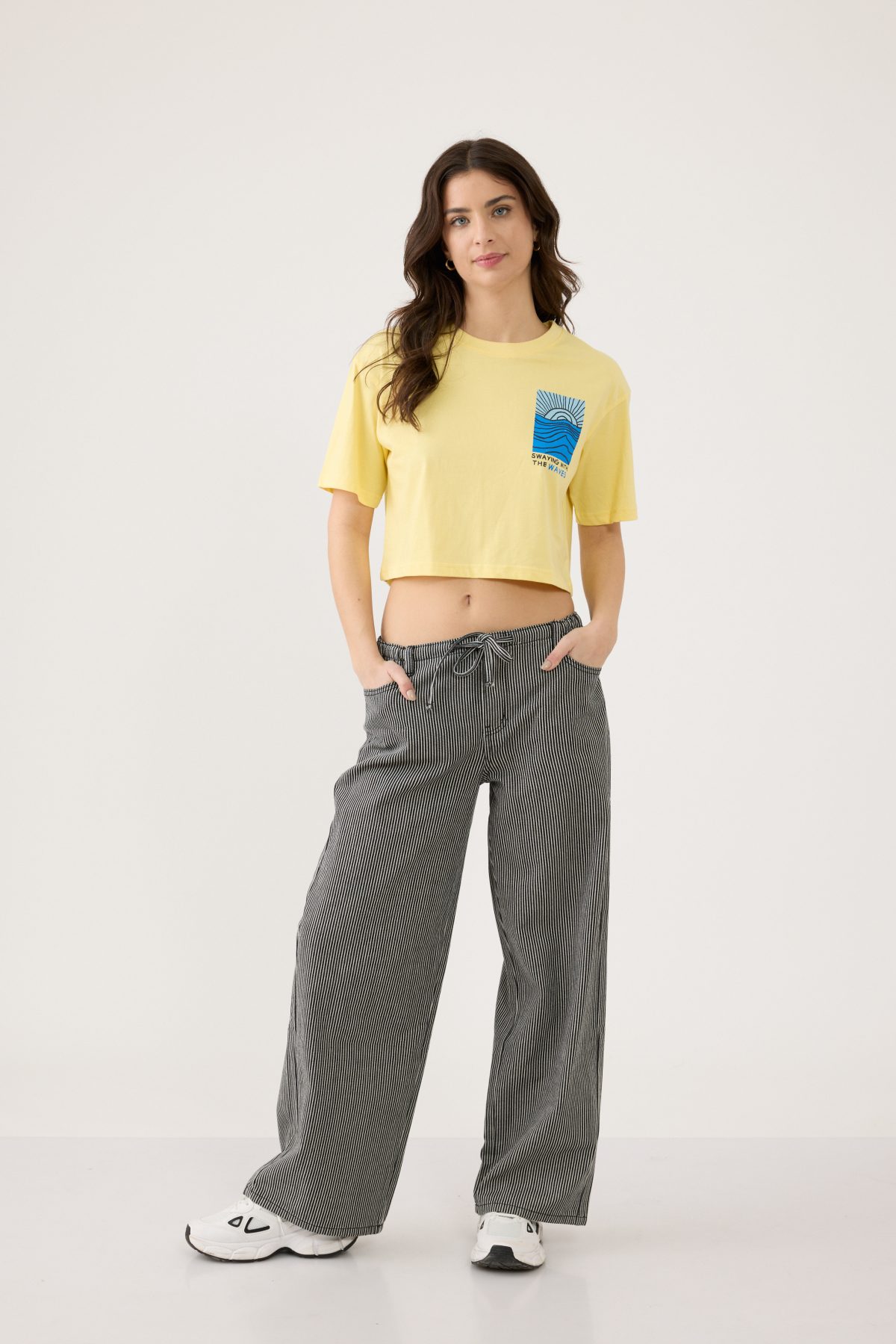 ⁦טופ קרופ עם הדפס⁩ – תמונה ⁦4⁩