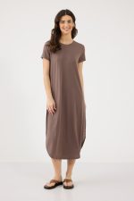 ⁦שמלת מקסי צווארון עגול⁩ – תמונה ⁦3⁩