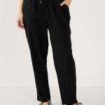 מכנסיים ארוגים