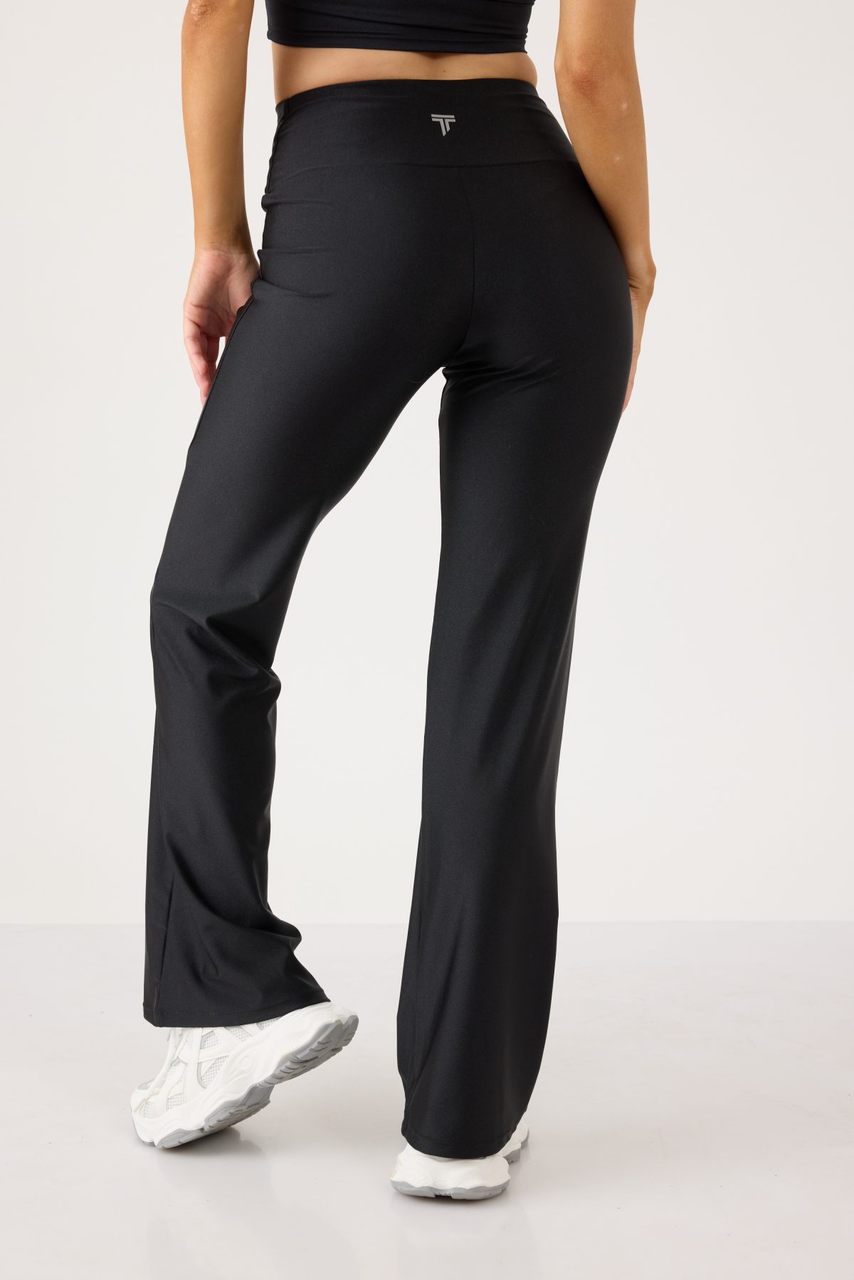 ⁦טייץ אקטיב מתרחב⁩ – תמונה ⁦3⁩