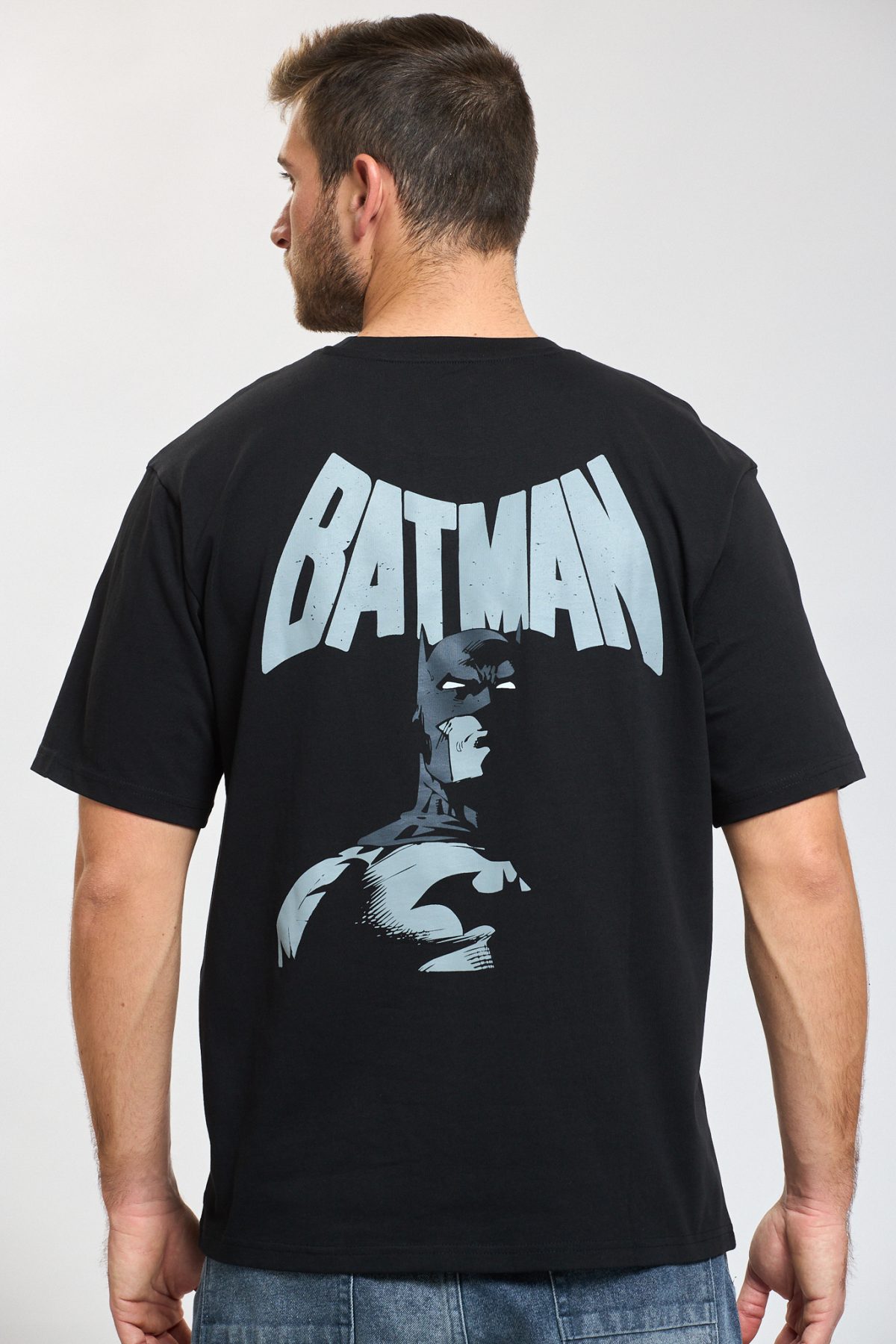 ⁦ח. עם הדפס DC⁩ – תמונה ⁦3⁩