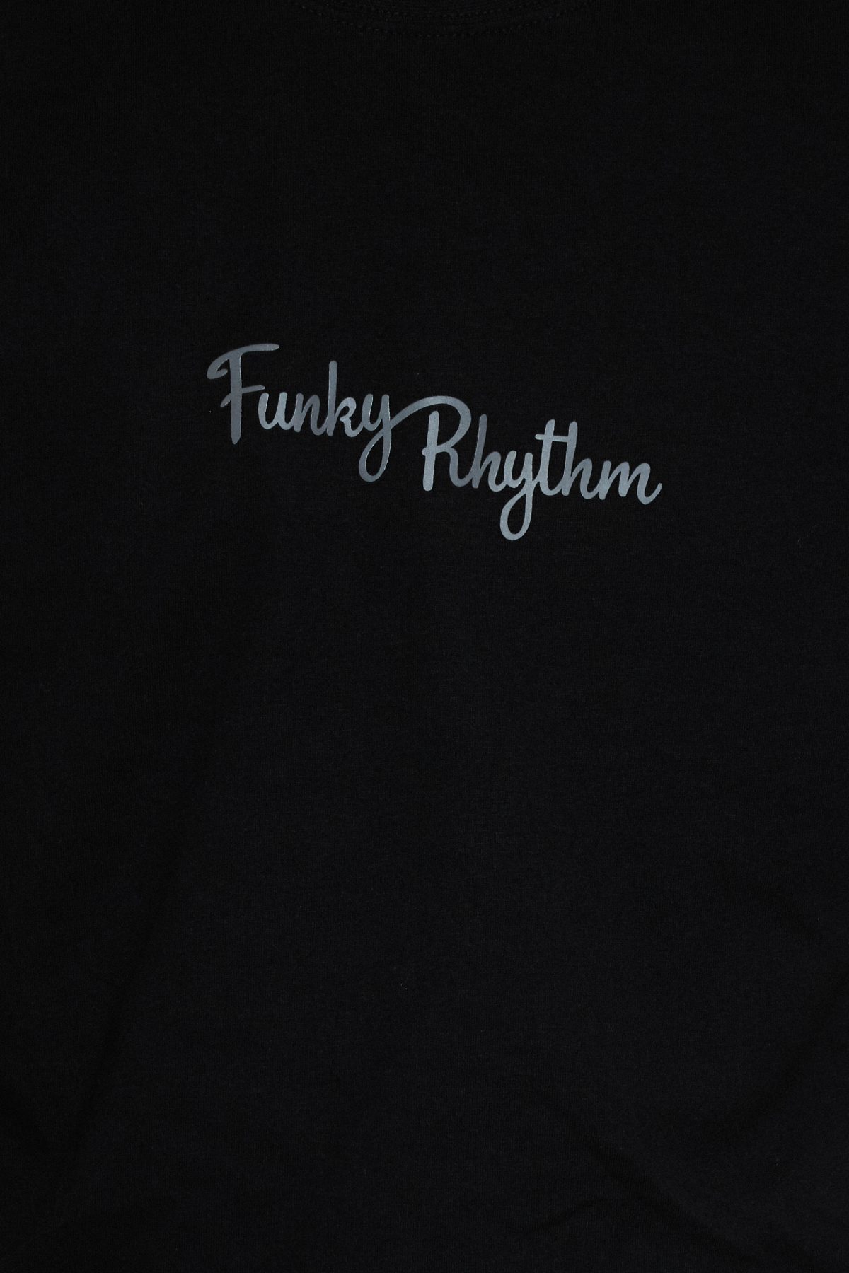 ⁦חולצה עם הדפס⁩ – תמונה ⁦6⁩