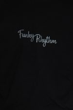 ⁦חולצה עם הדפס⁩ – תמונה ⁦6⁩