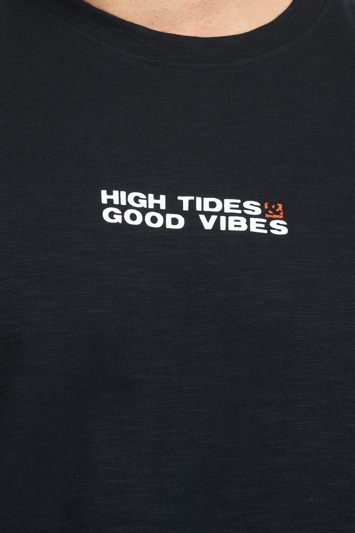 ⁦ח. עם הדפס⁩ – תמונה ⁦3⁩