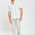 ח. מכופתרת מודפסת