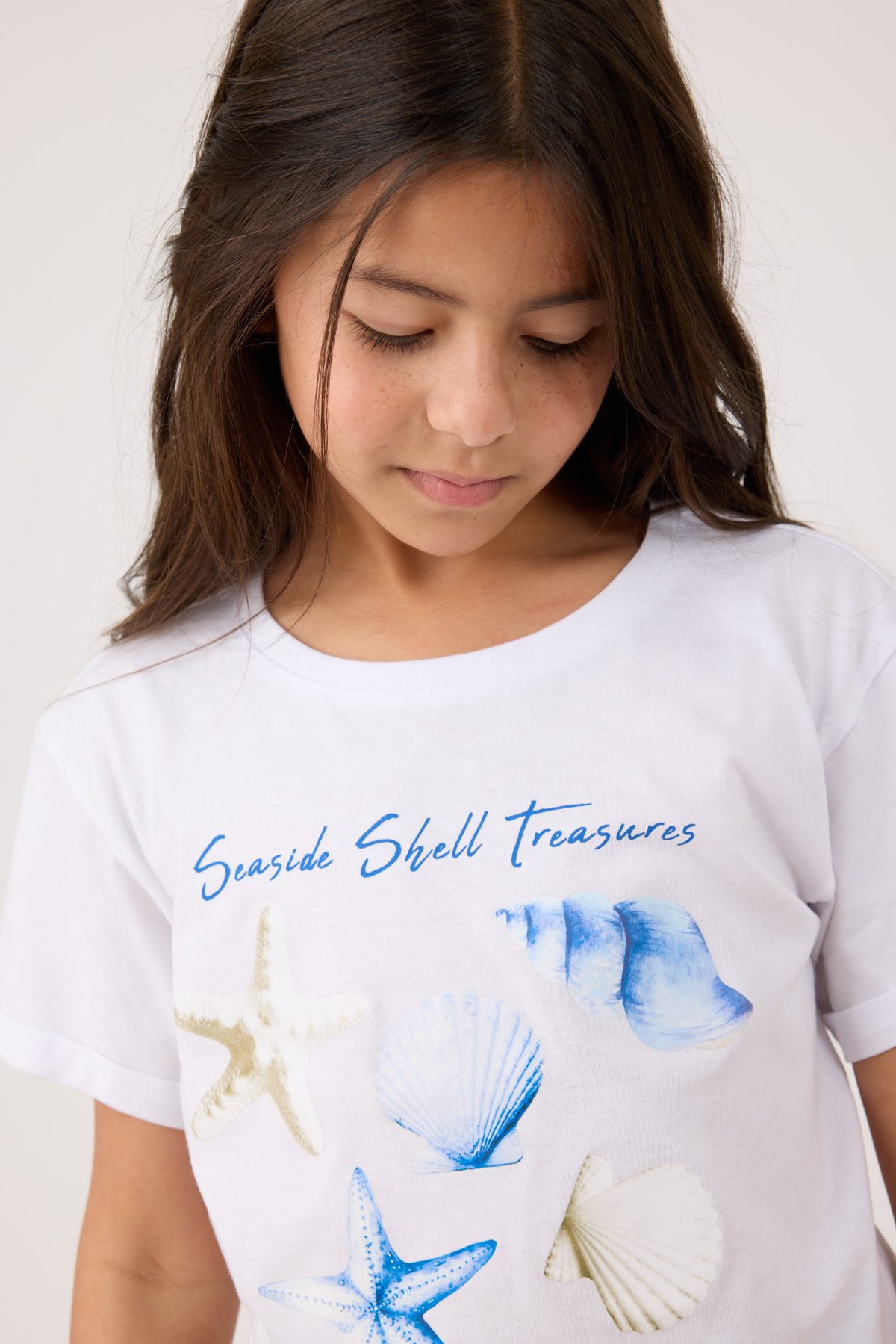 ⁦חולצה עם הדפס⁩ – תמונה ⁦2⁩