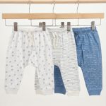 זוג מכנסיים