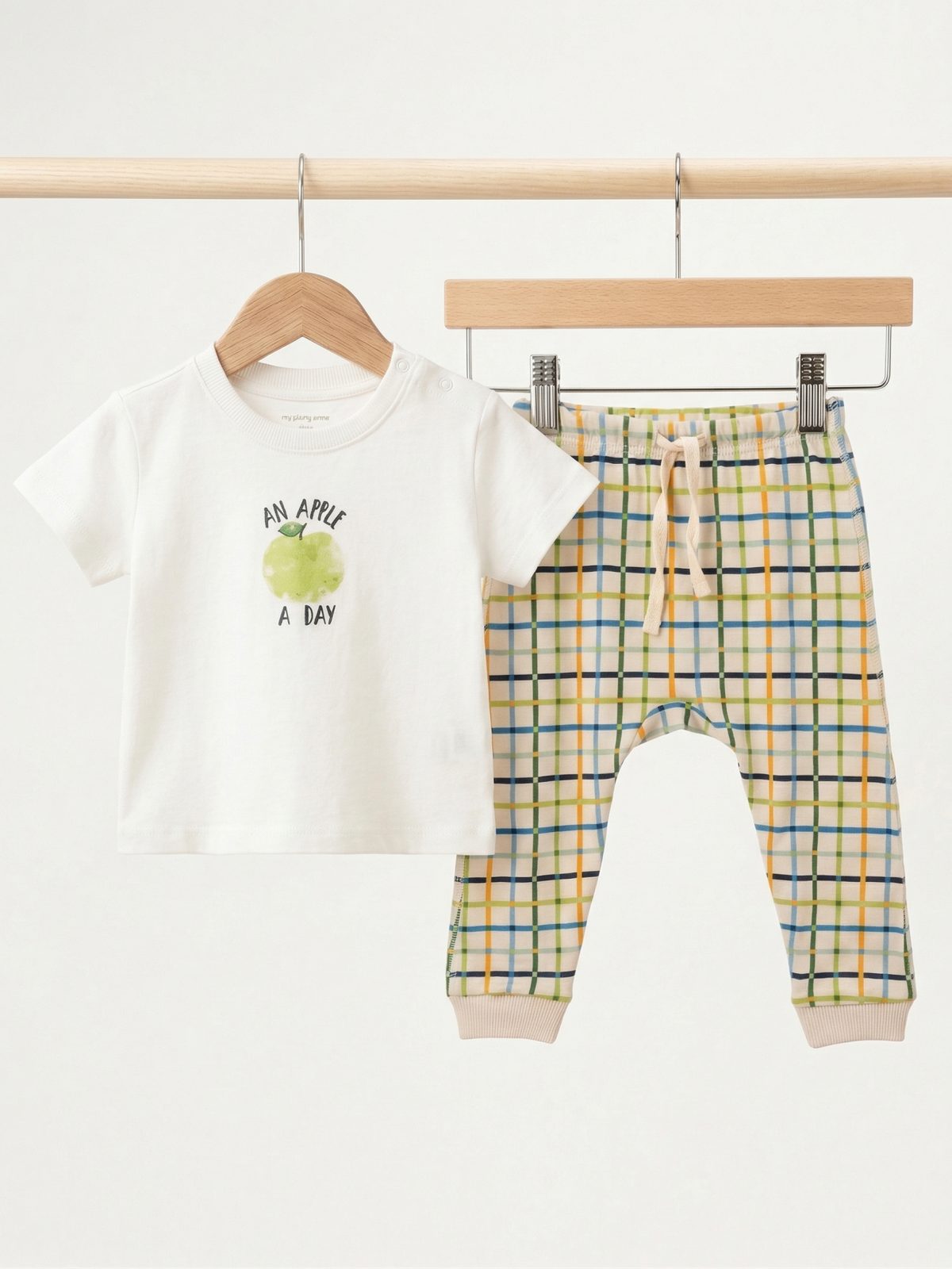 ⁦חליפה עם הדפס בנים⁩ – תמונה ⁦4⁩