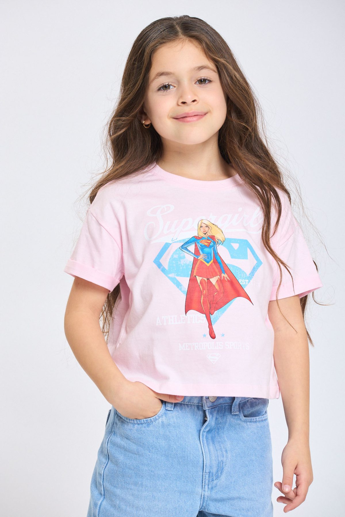 ⁦ח. עם הדפס Supergirl⁩ – תמונה ⁦4⁩