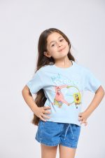 ח. עם הדפס בובספוג