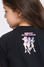 ח. עם הדפס Kpop – תמונה 3