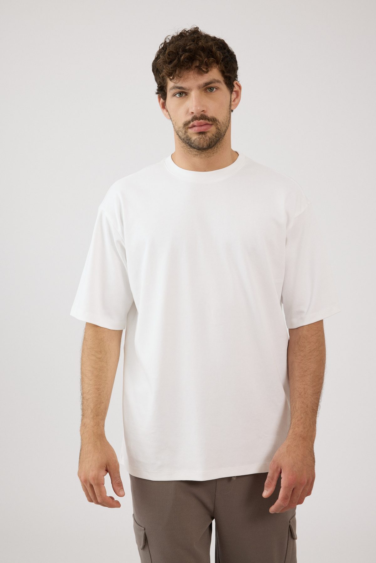 ⁦חולצה קצרה Oversize⁩ – תמונה ⁦2⁩