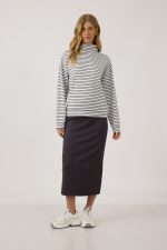 טופ Oversize צווארון- חלק מסט – תמונה 4